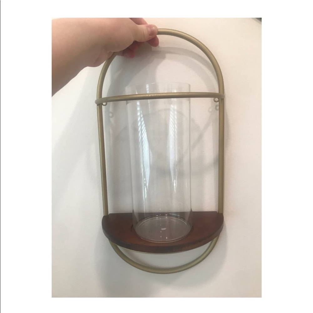 Candle holder/wall sconce